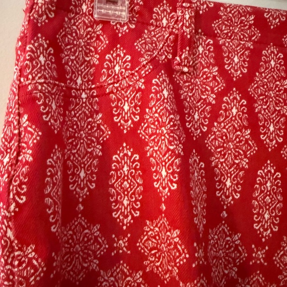 Red Patterned Capri Jeans faded glory - Picture 4 of 5
